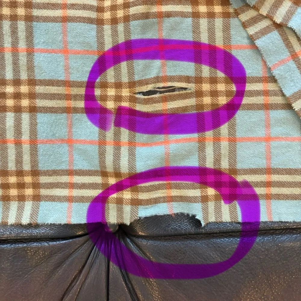 ✨BURBERRY Vintage Cashmere Check Print Scarf Authentic with CALL OUTS - Picture 7 of 9